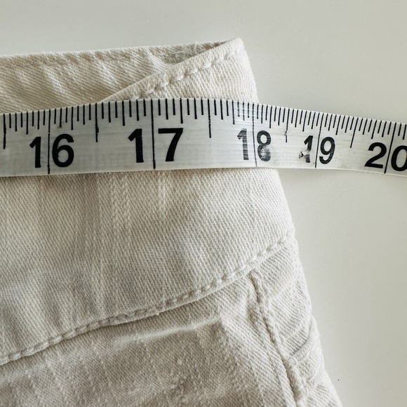 Seven7 Denim Shorts Women 14 Mid Rise Stretch Quality Denim 2000s Y2k - Picture 8 of 9